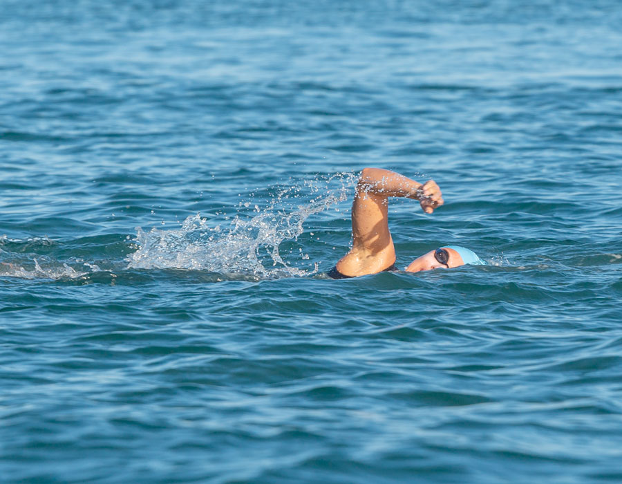 Como nadar no mar: tenha um bom desempenho com segurança